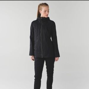 Lululemon Fo Drizzle Rain Jacket, Black, Size 6